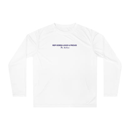 the DAEHAN Unisex Long Sleeve Shirt