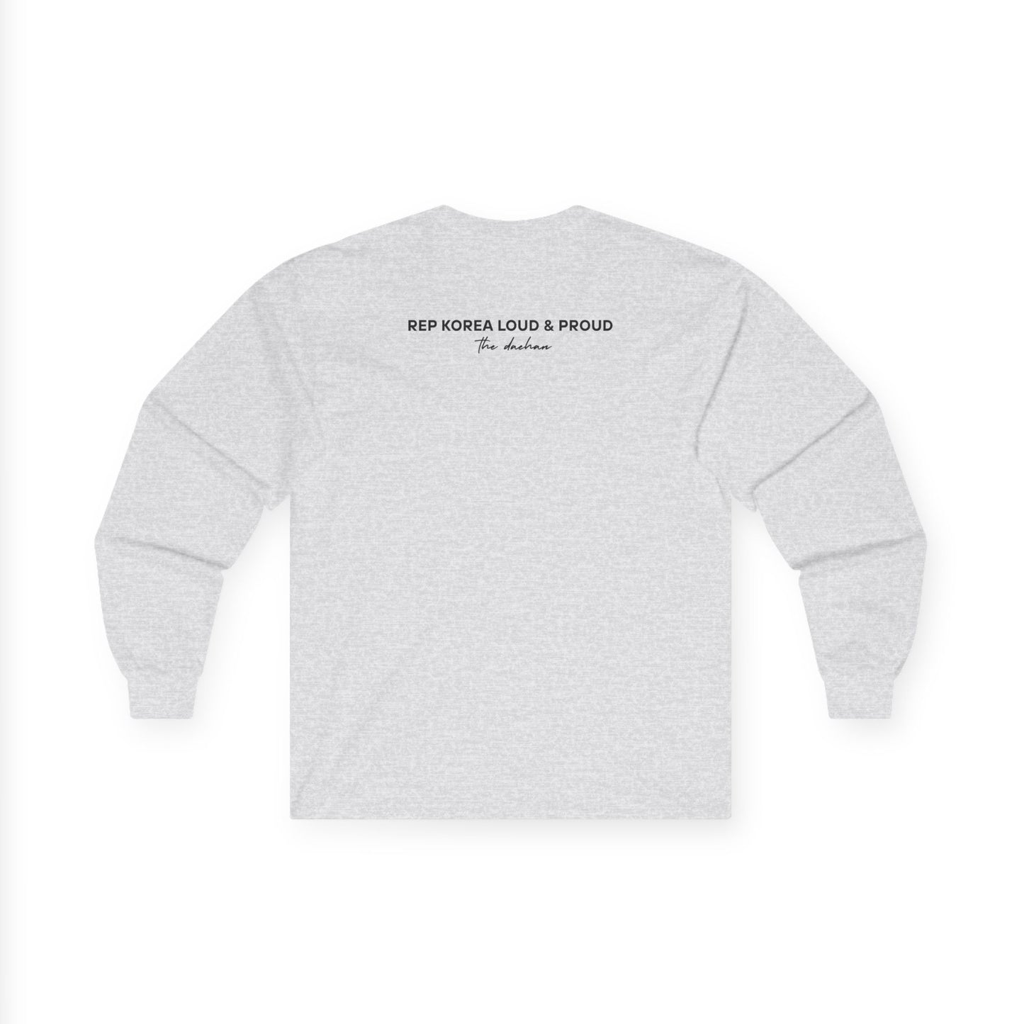 the DAEHAN Unisex Long Sleeve T-Shirt